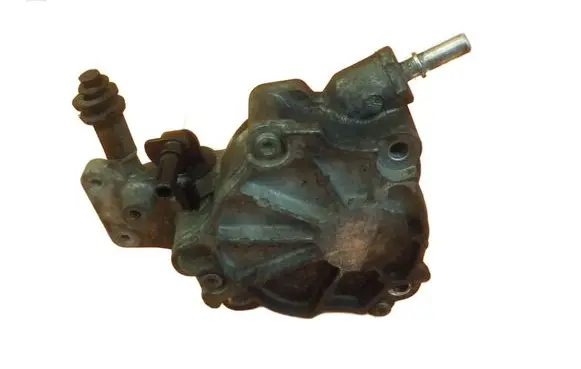 Ford Mondeo MK IV Vacuum pump D171B1C1 D171B 1C1