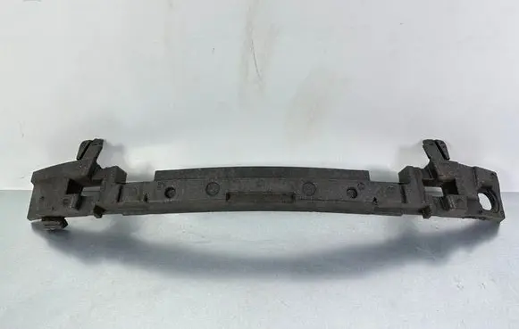Front bumper foam support bar