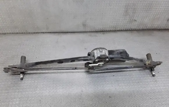 Hyundai Grandeur Front wiper linkage and motor