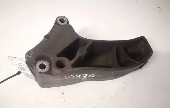 Mercedes-Benz A W169 Engine mounting bracket A1692410601
