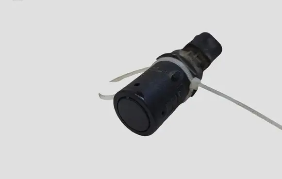Ford Focus Parking PDC sensor 4687755A