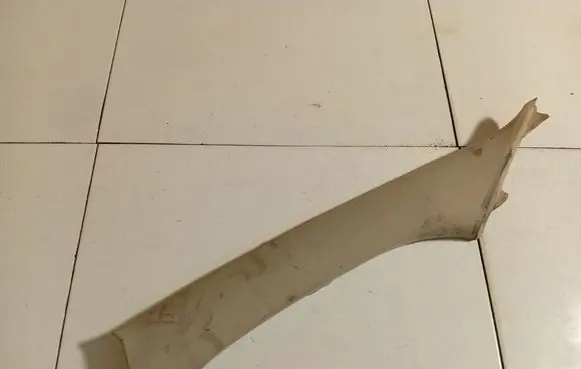 Toyota Avensis T250 (C) pillar trim 6221205020