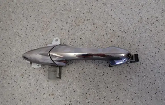 Honda FR-V Sliding door exterior handle 