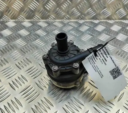 Volvo XC40 Water pump 32339379