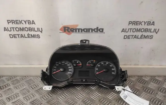Fiat Punto (188) Speedometer (instrument cluster) 46833366
