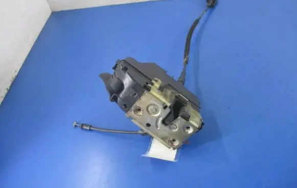 Renault Laguna II Front door lock