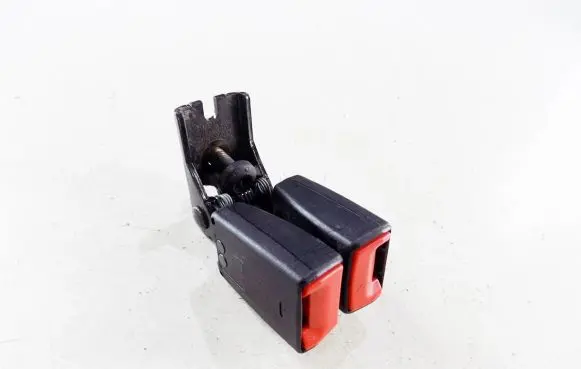 Ford Fiesta Rear seatbelt buckle