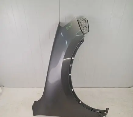 Volkswagen Touareg II Fender 7P6821106E B2307