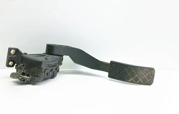 Volkswagen Golf IV Accelerator throttle pedal 6PV00777001 1J1721503H