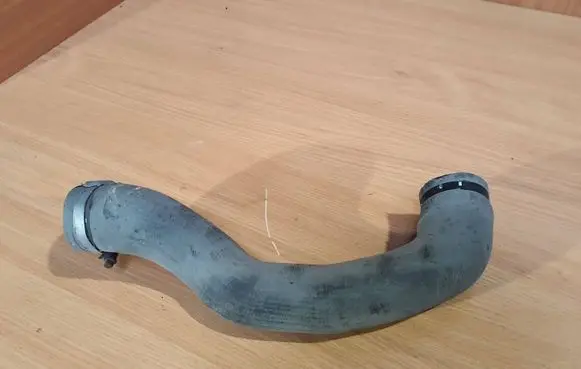 Opel Zafira B Intercooler hose/pipe