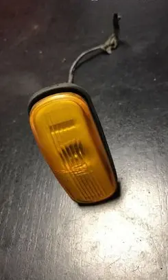 Saab 9000 CC Front fender indicator light e17633