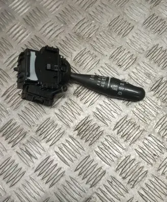 Suzuki Swift I Wiper control stalk