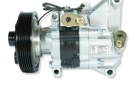 Mazda 2 Air conditioning (A/C) compressor (pump) D65161450H