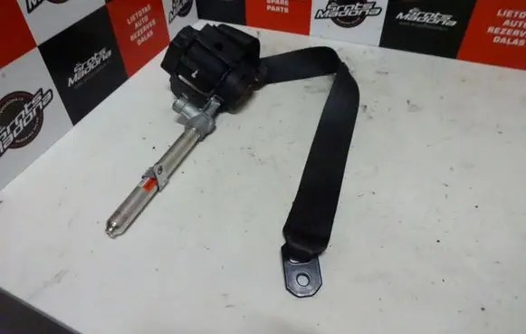 Volvo C70 Rear seatbelt 8639564