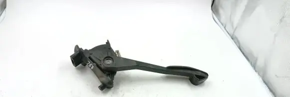 Volvo S60 Accelerator throttle pedal 9496821 D261 00776913