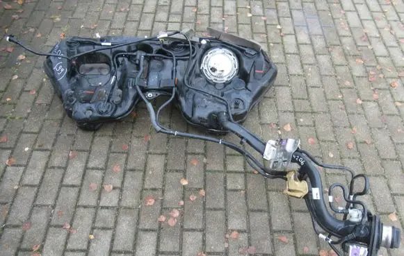 Mercedes-Benz C W206 Fuel tank 