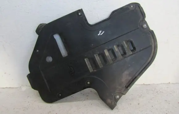 KIA Sorento IV Engine splash shield/under tray 29113P2000