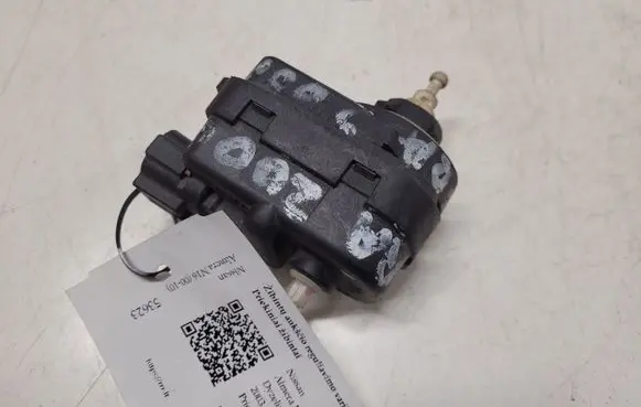 Nissan Almera N16 Headlight level adjustment motor 