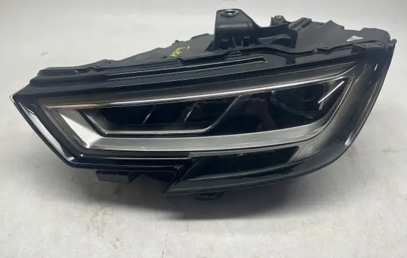 Audi A3 S3 8L Headlight/headlamp 8V0941035
