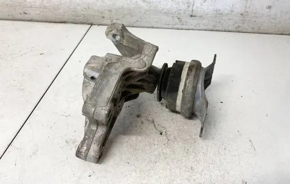Citroen C5 Engine mount bracket 9645161180