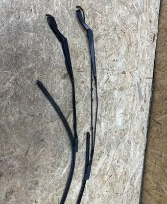 Citroen DS7 Crossback Front wiper blade arm 74432