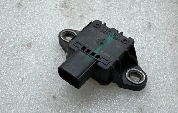 Tesla Model S Acceleration sensor 600636900A 8002383 1275100853