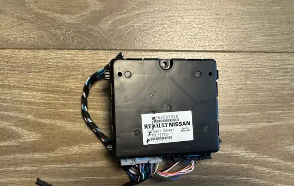 Renault Arkana Other devices 285258299R