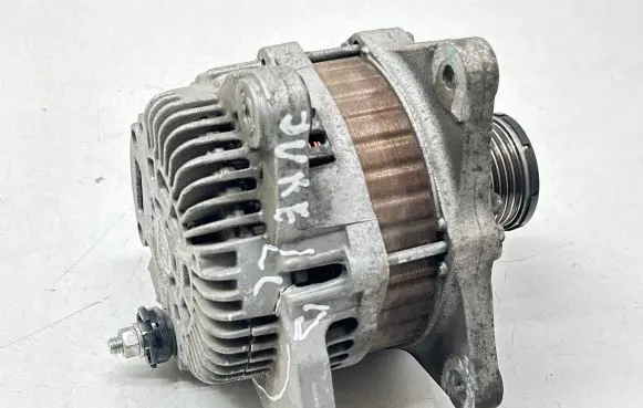 Nissan Juke I F15 Generator/alternator 231001KM1A A2TJ1381