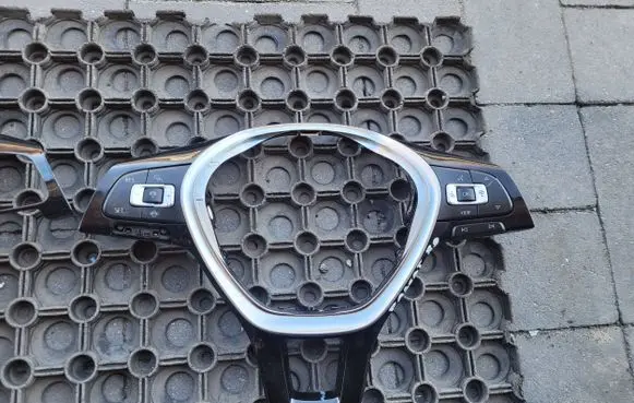 Volkswagen Golf VII Steering wheel 5G0419091