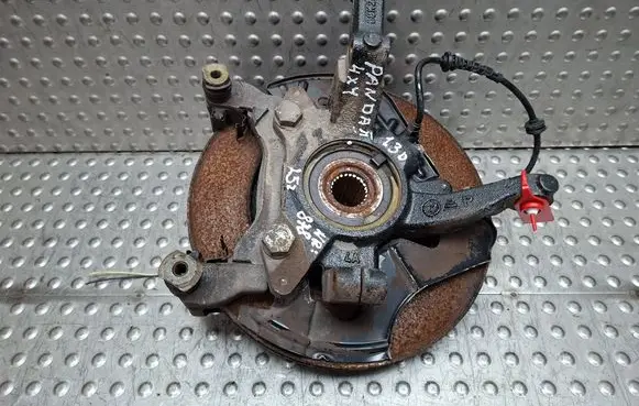 Fiat Panda II Front wheel hub spindle knuckle S26340878