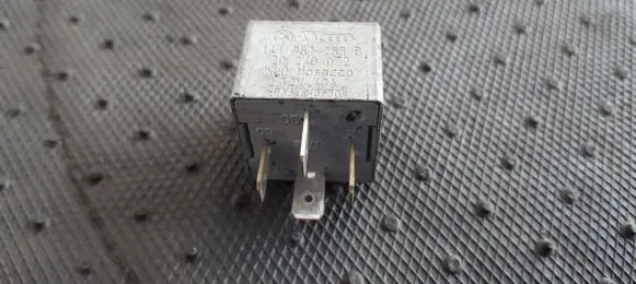 Skoda Octavia Mk2 (1Z) Other relay 141951253B 20240072