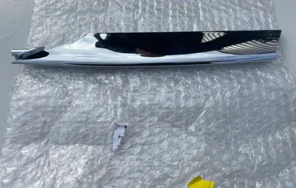 Tesla Model S Front fog light trim/grill 600938700C 6009387