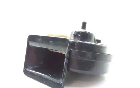 Volkswagen PASSAT B4 Horn signal E200884