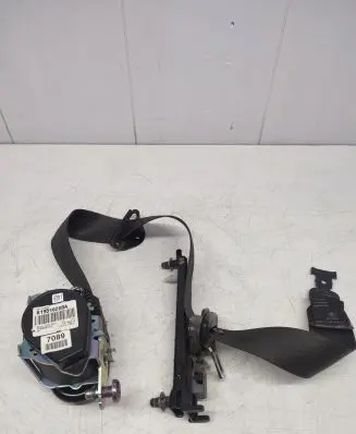 Chevrolet Cruze Front seatbelt 619516200A 13170710
