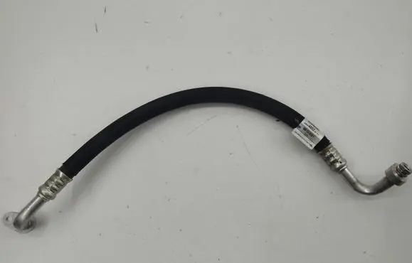 Opel Mokka B Air conditioning (A/C) pipe/hose 9842465280