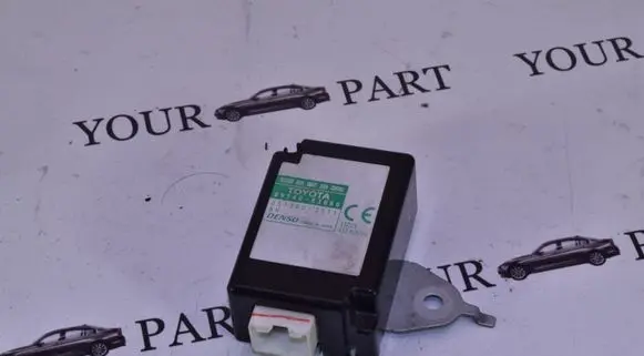 Lexus IS 220D-250-350 Door control unit/module 2513003511