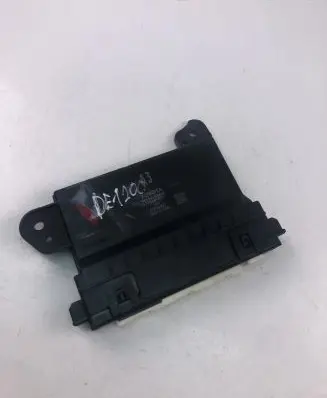 Toyota Camry Other control units/modules 8865033F30