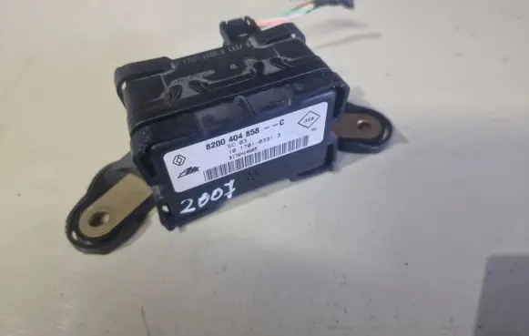 Renault Laguna II ESP acceleration yaw rate sensor 8200404858