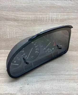 BMW 5 E39 Speedometer (instrument cluster) 8369031 8369051 ForPetrol