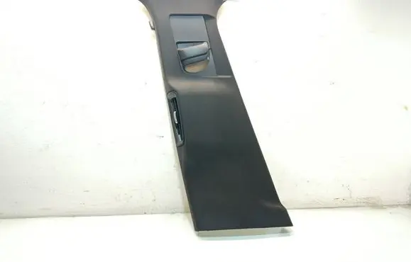 Volvo S60 (B) pillar trim (top) 3479217 31479218