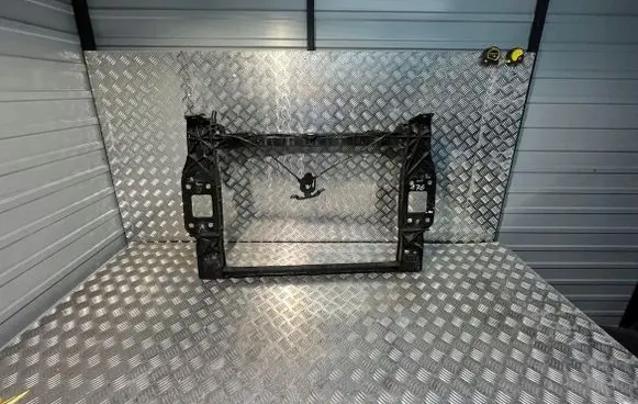 Audi e-tron Front piece kit 