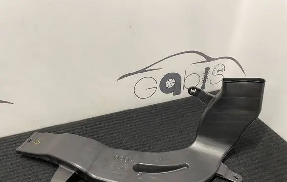 BMW X5 G05 Cabin air duct channel 7434330 18292910