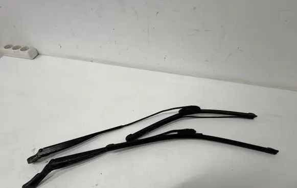Seat Arosa Front wiper blade arm