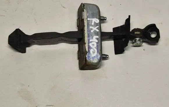 Lexus RX 330 - 350 - 400H Rear door check strap stopper