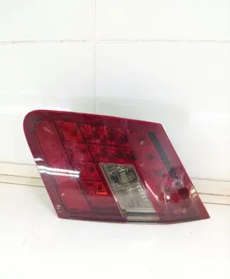 Mercedes-Benz E W212 Tailgate rear/tail lights A2129060458