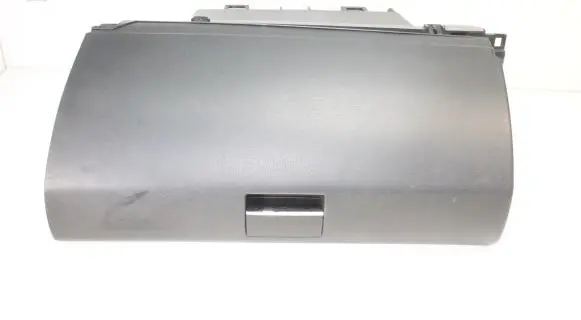 Mercedes-Benz B W245 Glove box
