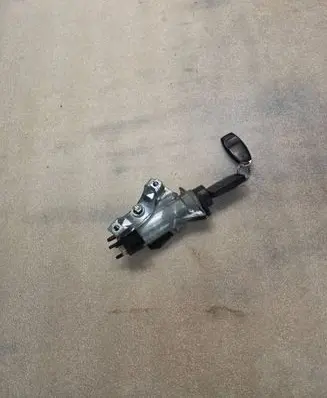 Audi A8 S8 D2 4D Ignition lock 4D0905851