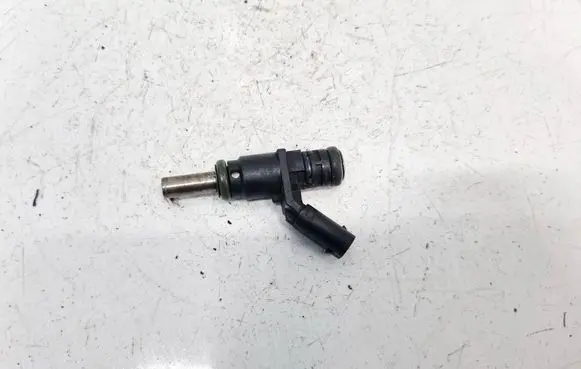 Mercedes-Benz A W169 Fuel injector A0000788749