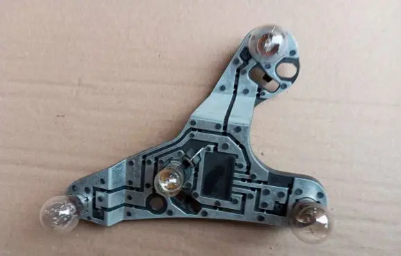 Toyota Avensis T250 Tail light bulb cover holder 89028783