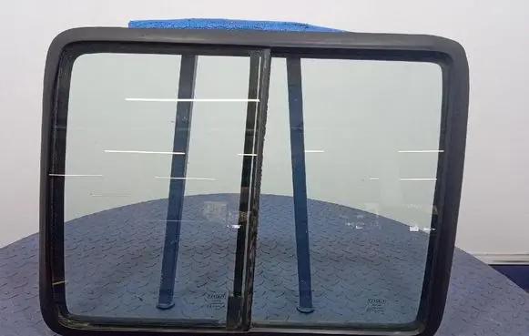 Fiat Doblo Rear side window 